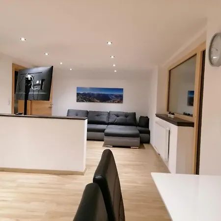 Haus Schloegl Apartamento Pfunds