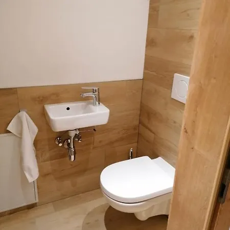 Apartment Haus Schloegl Pfunds