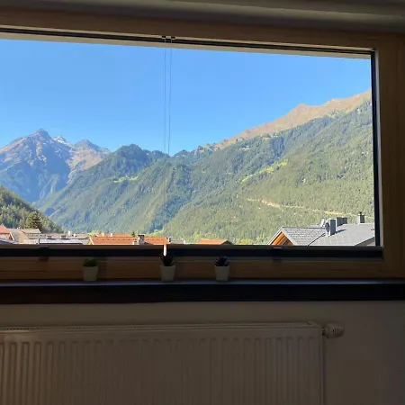 Haus Schloegl Apartamento